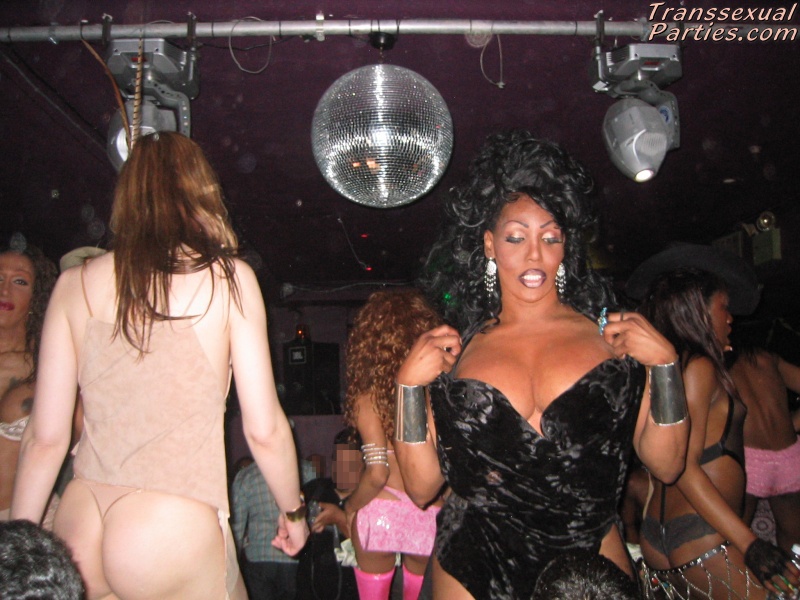 https://www.transsexualparties.com/images/TSP_0317.jpg